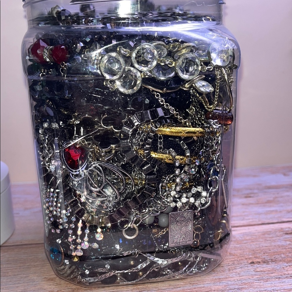 Mystery Goth Gothic Jewelry Jar 4lbs No Junk!!!! - Picture 3 of 7